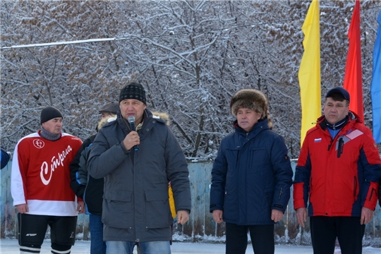 Олег Салтыков принял участие в открытии 10-го традиционного хоккейного турнира памяти А.Казачкова
