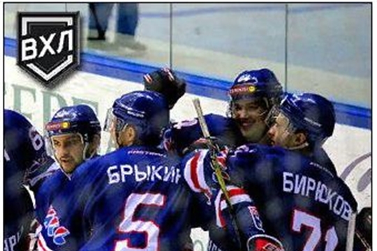 Все по плану. ХК «Чебоксары» - лидер. Пока: итоги игрового дня 12 января 2020 года.