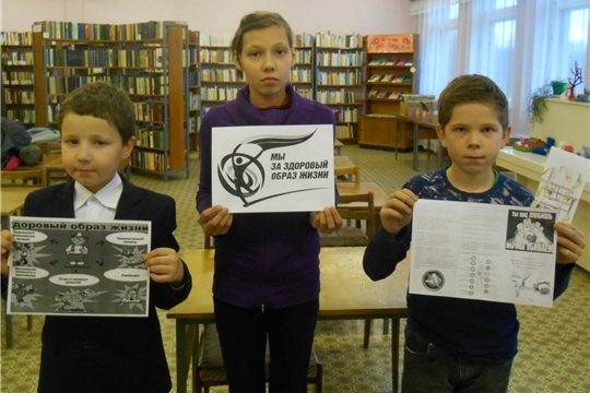 Выставка «Курению - нет» функционирует в Приволжской городской библиотеке