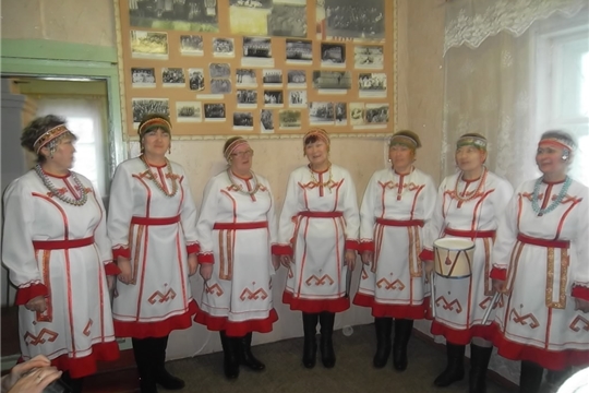 Коллектив «Сеспель» в гостях в Астакасинской сельской библиотеке