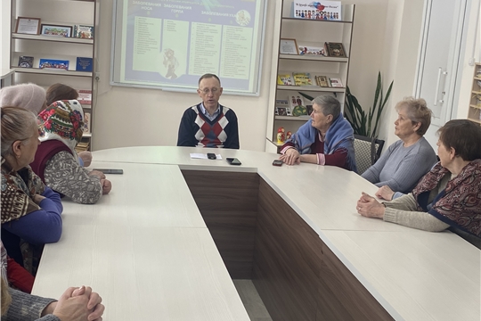 Очередное занятие "Школа старшего поколения" на тему "Профилактика и лечение лор - органов". 