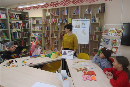 Литературный калейдоскоп "Книги любим мы читать и героев узнавать"