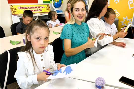 Литературно-творческий час «Ромашки нежный лепесток».
