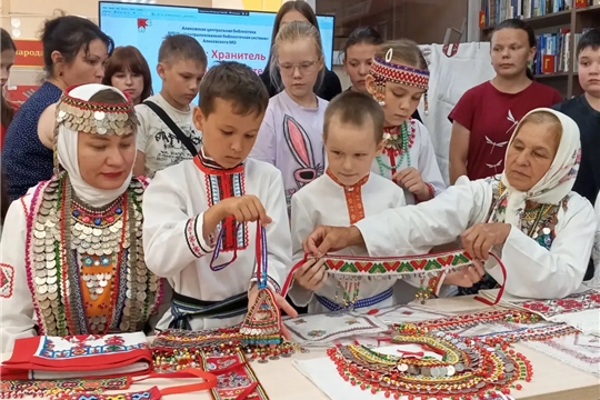 Творческая лаборатория "Добрых рук мастерство".