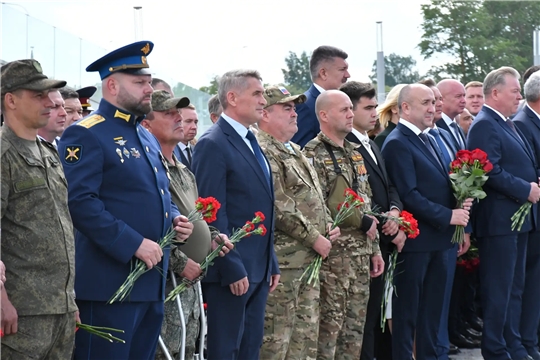 В День памяти и скорби возложили цветы к мемориалу «Строителям безмолвных рубежей»