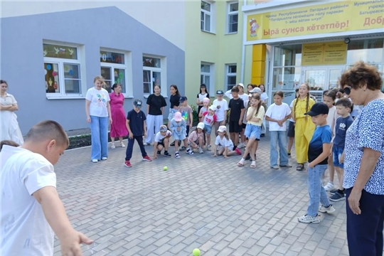 Игровая забава «Сик! Тух!»