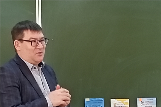 МЕЖДУНАРОДНЫЙ ДЕНЬ РОДНОГО ЯЗЫКА: встреча с Владиславом Николаевым