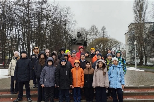 Экскурсия к памятнику Михаила Сеспеля