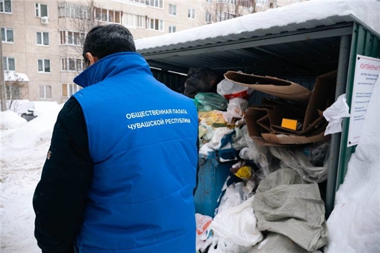Активисты «Народного контроля» провели рейд по более чем 40 контейнерным площадкам, чтобы оценить их состояние