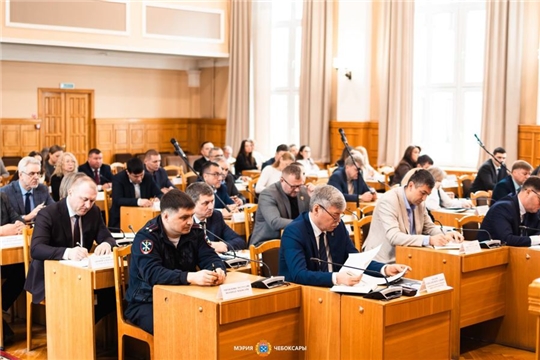 В Чебоксарах продолжается работа по контрактации средств городского бюджета