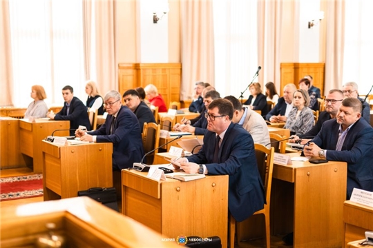 В чебоксарских домах идет замена лифтов