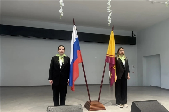 Торжественная церемония с Государственным флагом РФ прошла в колледже