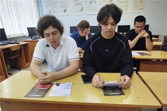 В ЧПК прошла встреча со студентами о службе в подразделениях беспилотных систем