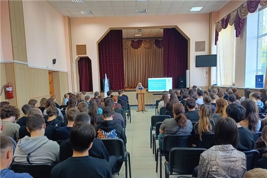 В общежитии ЧПК им. Н. В. Никольского прошло информационно-разъяснительное собрание для студентов