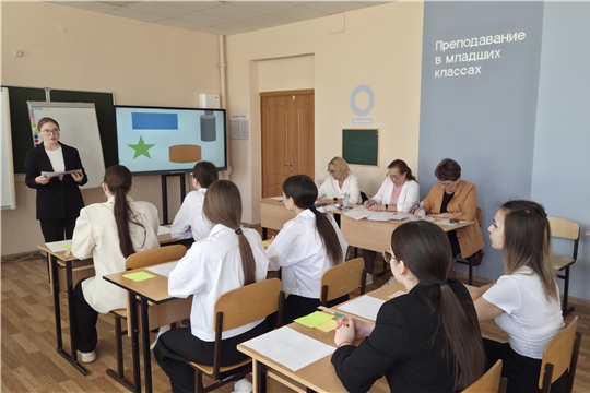Студенты групп ДО-2-23 и ПНК-2-23 успешно сдали демонстрационный экзамен в ЧПК