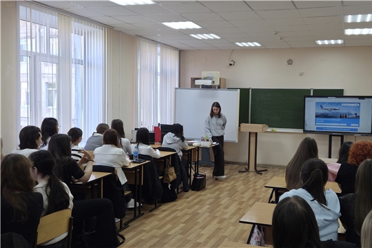 Студентка Чувашского педагогического колледжа им. Н. В. Никольского провела «Разговоры о важном» для будущих педагогов