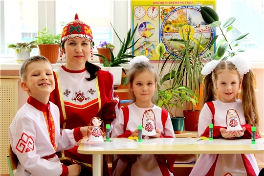 Итоги VIII Межрегионального конкурса методических разработок  «Тăван чĕлхе – пĕлÿ çăлкуçĕ» («Родной язык – источник знаний»)