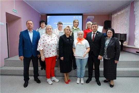 Алатырские волонтёры  были награждены на встрече «Сила добра рождается в простых делах!»