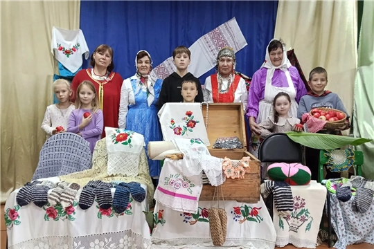 «Приоткроем бабушкин сундук»