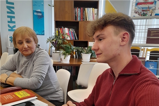 Цивильские хроники: "Огонек" зажигает интерес к истории города (Центральная б-ка)