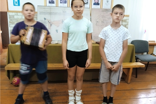 Фольклорно-игровой час «Ҫáпаталла…» (Булдеевская с/б)
