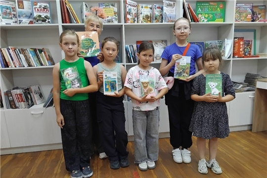 Литературный час «Лучшие друзья с книжных полок» (Чурачикская с/б)