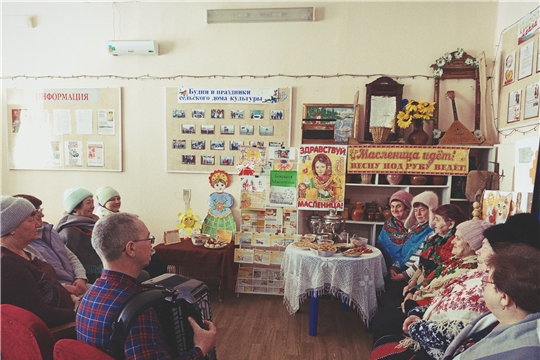 В рамках Года Единства народов России в Рындинском СДК прошли посиделки у самовара «К нам Масленица пришла»