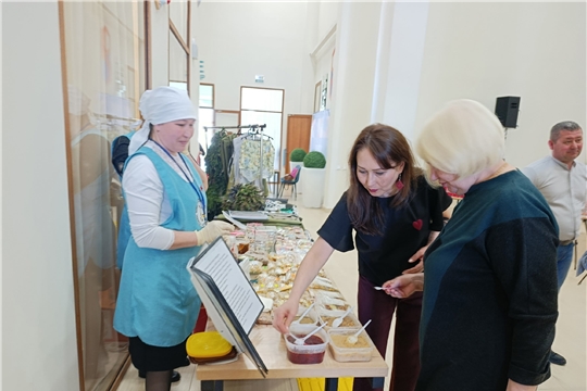 Выставка "Домашней кухни" на Республиканском совещании