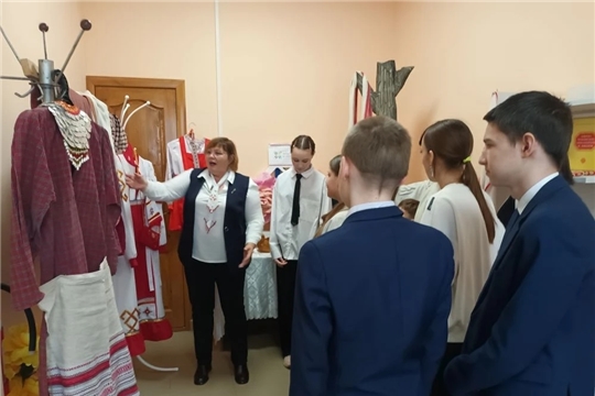 "Наследие предков: чувашские национальные костюмы" 