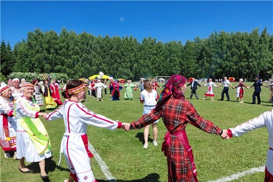В Янтиковском округе прошёл праздник песни, труда и спорта «Акатуй‑2026»