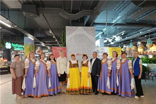 «Сударушка» подарила праздник русской песни на агромаркете «Пехет»!