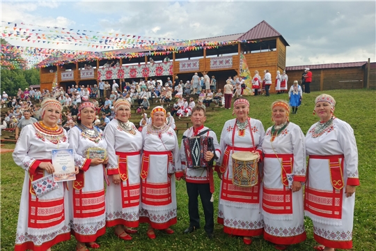 «На перекрёстке национальных культур»!