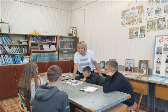 Познавательный час "А.Г. Николаев — звёздный сын земли Чувашской".