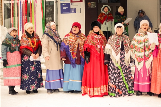 В Кукшумском сельском доме культуры ярко, весело и по-настоящему душевно прошёл праздник встречи весны — Масленица 