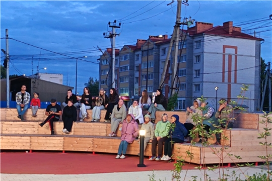 В Ядрине провели второй показ в рамках проекта «Кино под открытым небом»!