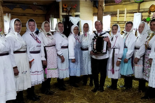 Народный фольклорный ансамбль «Сӑр Ен» Персирланского СДК    принял участие в этнофестиваль «Ясна музыка »
