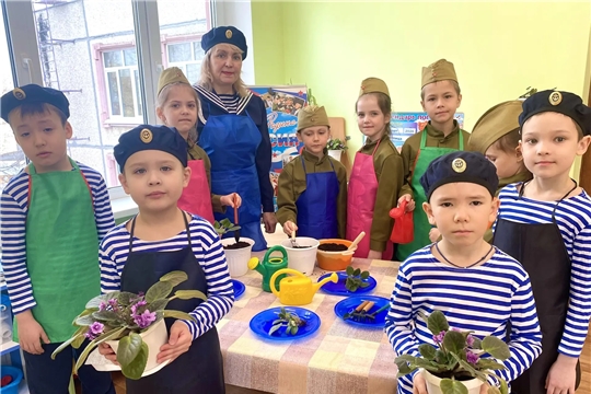 В Чебоксарах стартует социально-патриотическая акция «Цветок ветерану»