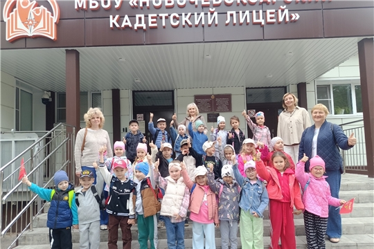 По родному краю с рюкзаком шагаю