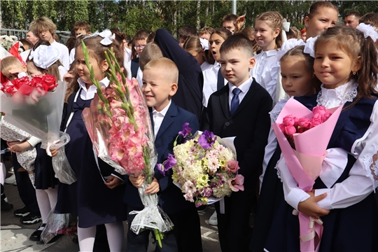 День знаний в Новочебоксарске: первый звонок прозвучал для более 1400 первоклассников 