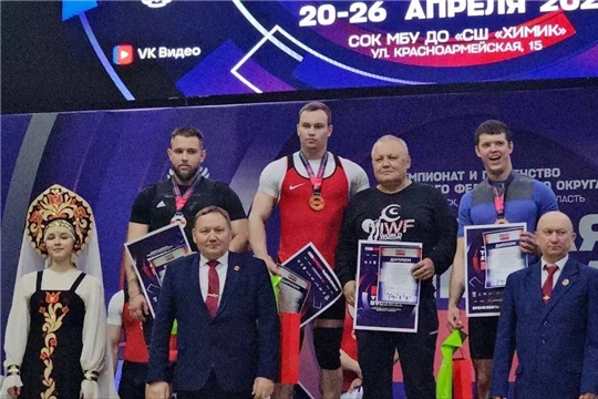Тяжелоатлеты Чувашии завоевали 9 медалей на Чемпионате и Первенстве ПФО