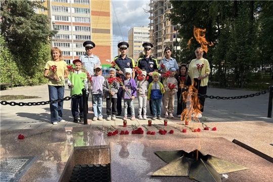 Минута молчания в день памяти и скорби