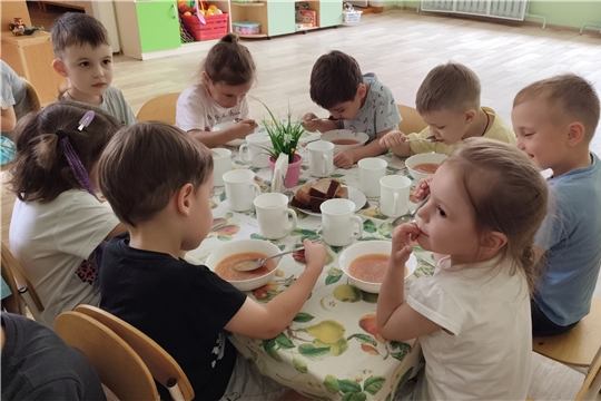 Вкусный и полезный суп борщ