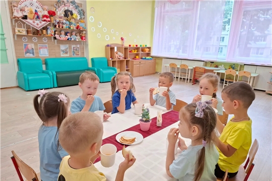 Вкусно, полезно, любимо: почему сок — важный гость на нашем столе