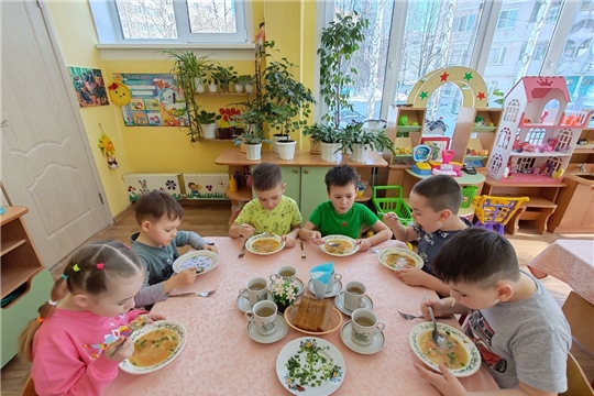 Зелень – радость жизни, в ней содержится много витаминов