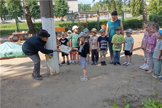 Как вести себя с незнакомцами: основные правила для детей!