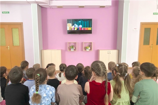 Знакомство с основами безопасности через мини-спектакль "Случай в группе раннего развития "Козлятушки"