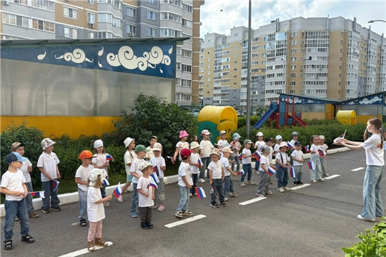 Флешмоб-зарядка «Физкультпривет, Россия».