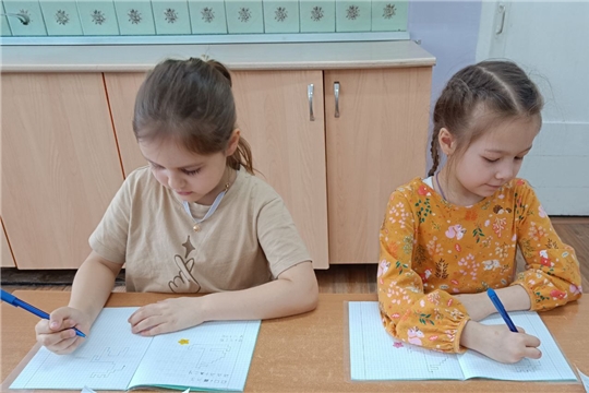Пишем графические диктанты