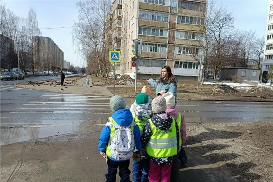 Экскурсия на перекрёсток: учимся безопасности вместе!