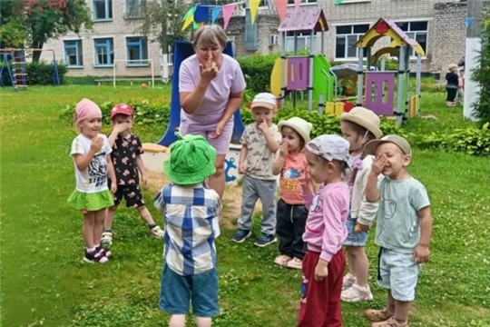Зайка серый умывается... вместе с группой «Солнышко»!
